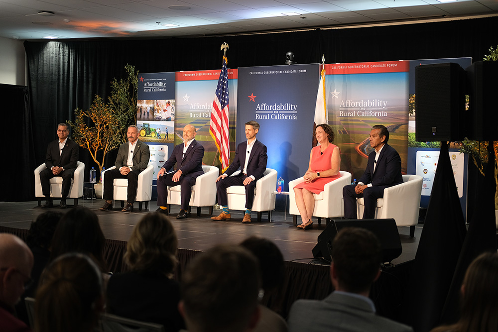 Governor hopefuls vow to cut regulations