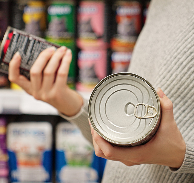 Farm Bureau eyes screwworm, food labeling, wildfires, landlines and endangered species