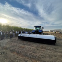 Tech event hypes robotics to boost yields